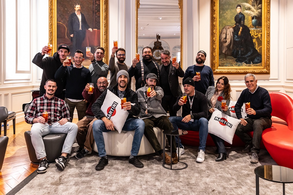 Martini Social Club Mondays apertura