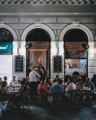 Antique American Bar esterno