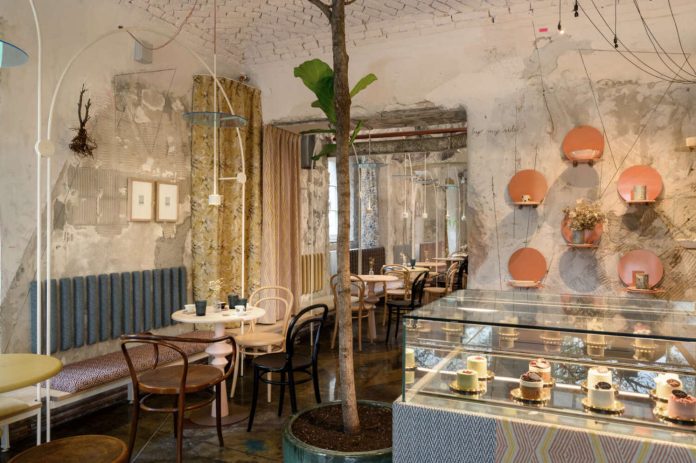 APRE_eipparova_KAM6175_1072329