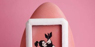 Banksy - Bomb Love(1)