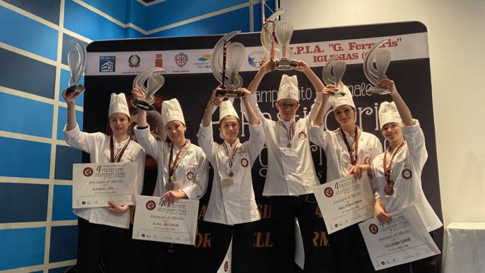 FIPGC_Vincitori Campionato Nazionale Istituti Alberghieri - PODIO FIPGC_Vincitori Campionato Nazionale Istituti Alberghieri - PODIO