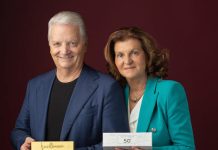 Iginio Massari, i dolci speciali per i 50 anni di attività Iginio Massari e moglie