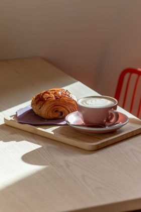 Le Levain Café_Tavoli