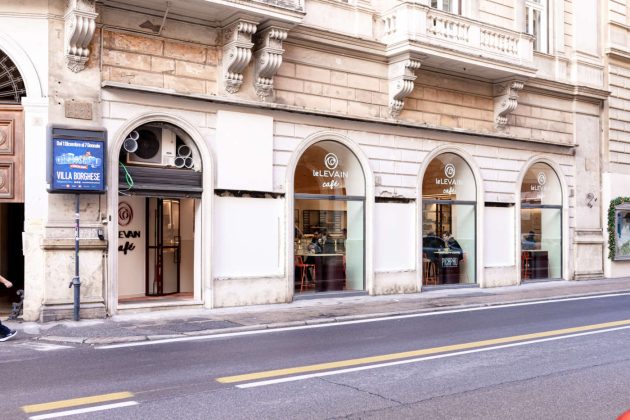 Le Levain Café_vetrine