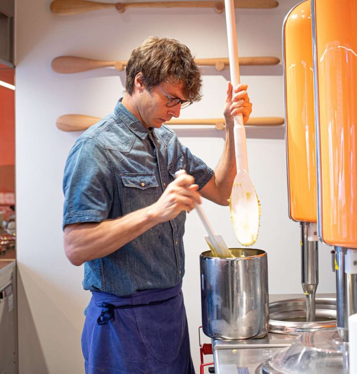 Matteo Casone_ph_Philippe Vaures Santamaria copia