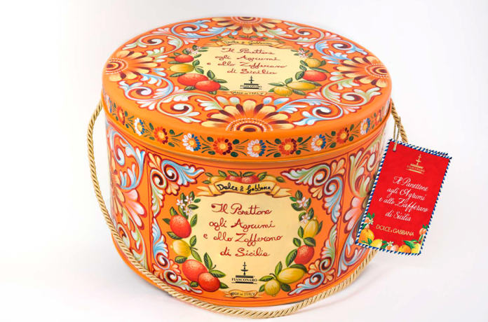 Panettone Fiasconaro agli Agrumi e Zafferano di Sicilia - Dolce&Gabbana (confezione) Panettone Fiasconaro agli Agrumi e Zafferano di Sicilia - Dolce&Gabbana (confezione)