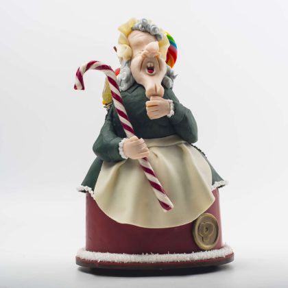 Panettone decorato Streghetta Hansel e Gretel (1)