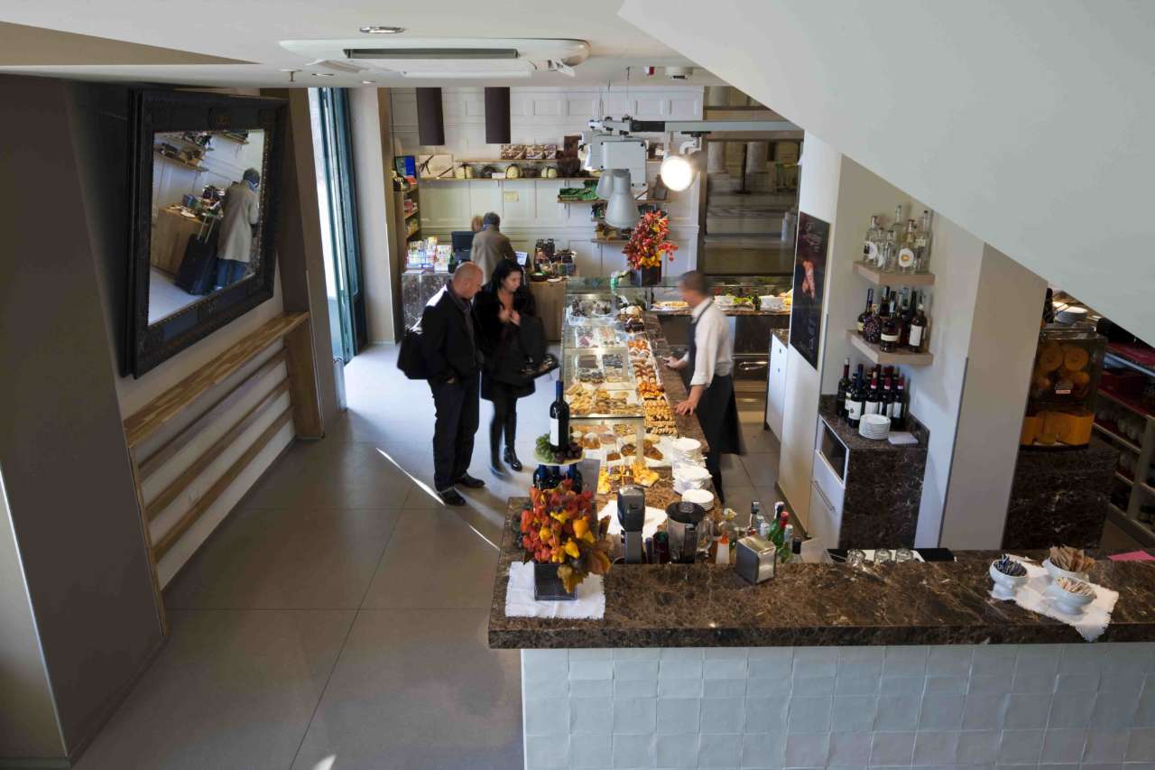 Panzera_stazione_centrale_Milano 1