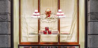 Pasticceria Marchesi_Monte Napoleone_vetrina S. Valentino_02