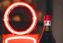 Il rilancio internazionale dell’aperitivo Punt e Mes passa da Moebius Milano