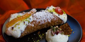cannolo siciliano