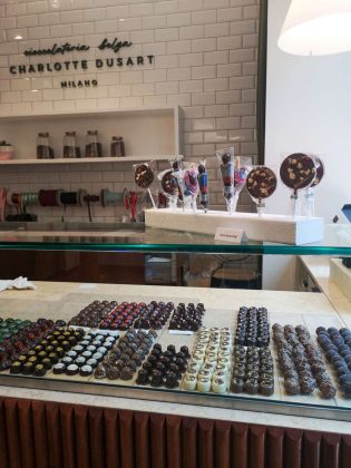 Charlotte Dusart vetrina