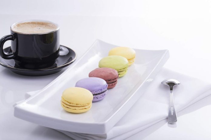 macaroon-886565_1920