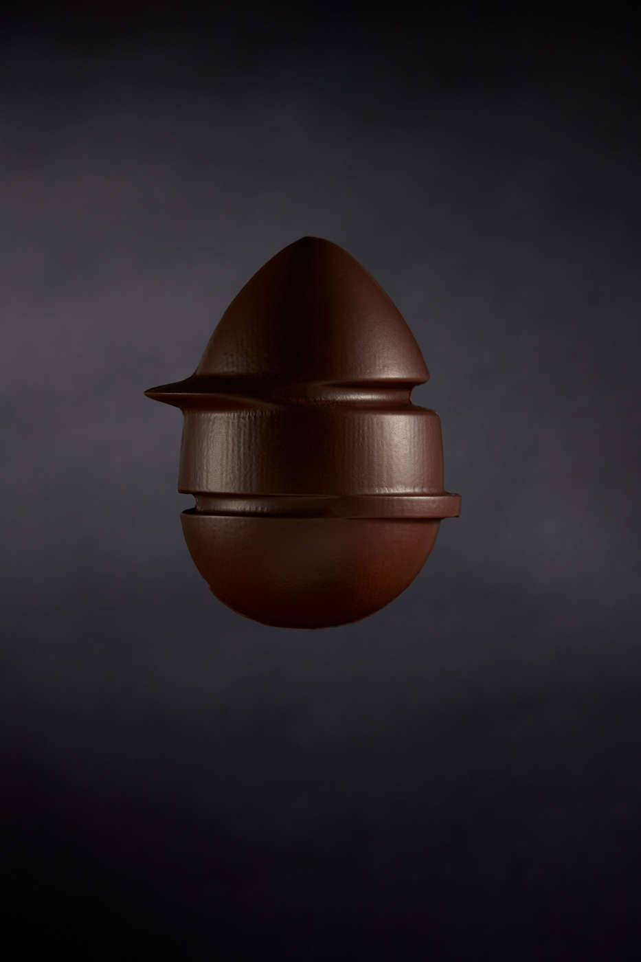 longhin pasquart-03-2022-uovo-sfondo-grigio-02