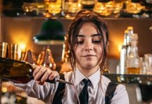 She Bartender dell’Anno ai Barawards Barawards She bartender dell'Anno
