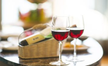 Velier vini wine-1838132_1280