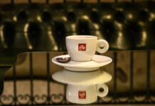 Touras, illycaffè: «La formazione ridà al bar il ruolo che merita» illy_tazzina