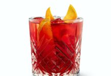 Dal Negroni ai drink con la grappa: i consigli del bartender per miscelare i prodotti Magnoberta