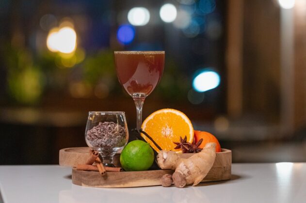 No More Caf&egrave; Island Echo