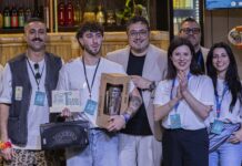 Raise the Bar 2026: Vito Sciacovelli crea l’aperitropical vincente Raise the Bar 2026 vincitore