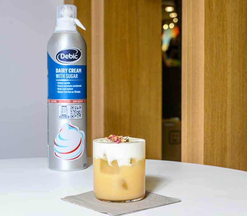 DEBIC-Sweet&Shake-Cup-BATTERIA-02-DRINK-03_GAL7469