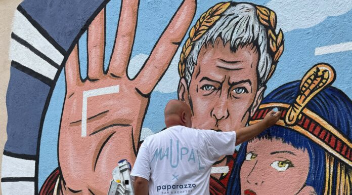 Il nuovo murales di Maupal è sulla terrazza di un cocktail bar romano