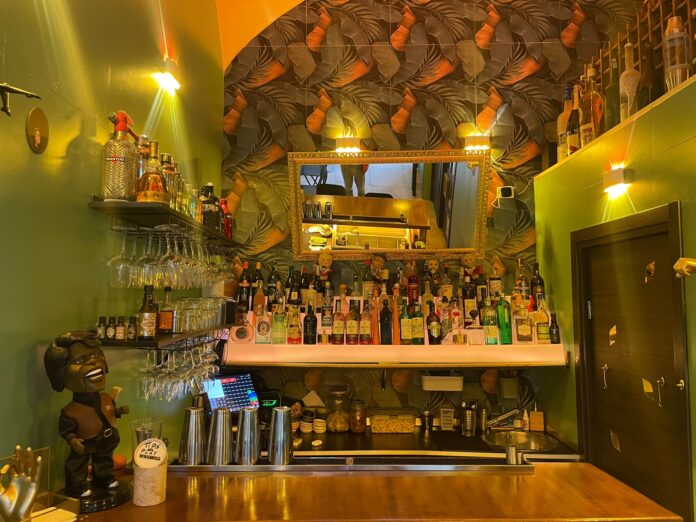 Alberto's Bar