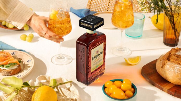 DISARONNO _Nuova Bottiglia ambietata 2_rid DISARONNO _Nuova Bottiglia ambietata 2_rid