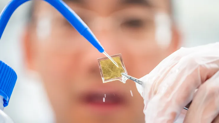Produzione più efficace di idrogeno “verde” con un nuovo materiale combinato