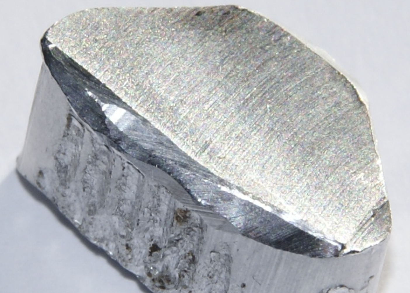 Polvere di alluminio: un rifiuto tanto importante quanto pericoloso da trattare