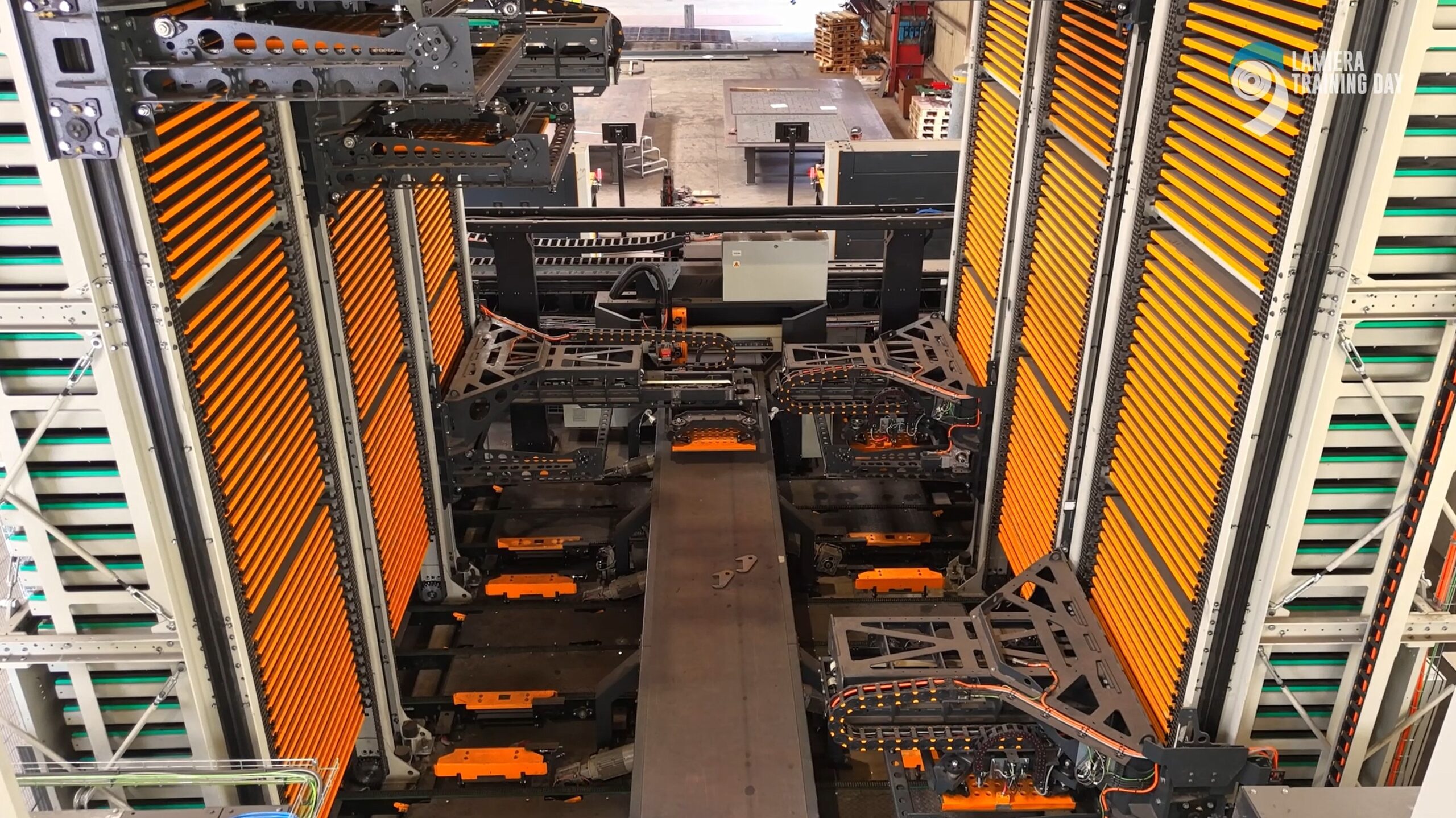 A Lamiera Training Day debutta una nuova idea di automazione a valle del taglio laser