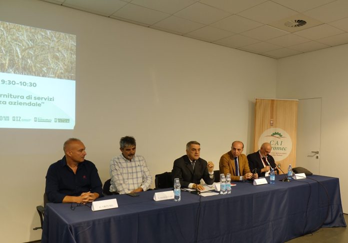 CaiAgromec_articolo4_foto01_Da sinistra Giuseppe Ortuso_Salvatore Giannaccari_Antonio Belsito_Francesco Capacchione e Roberto Guidotti