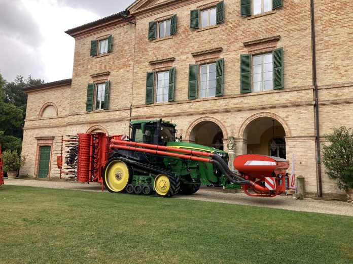 Repetti_Maschio_foto01_millesima Centauro consegnata a azienda Balbo