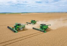 John Deere, mietitrebbie e trattori si rinnovano per il 2027