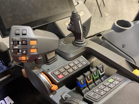Serie T allestimento Smart Touch