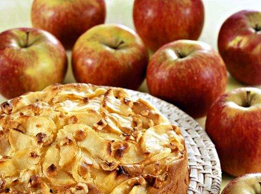 Torta di mele flambate e nocciole 518