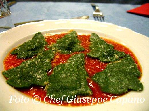 Ravioli natalizi verdi ad alberello 518