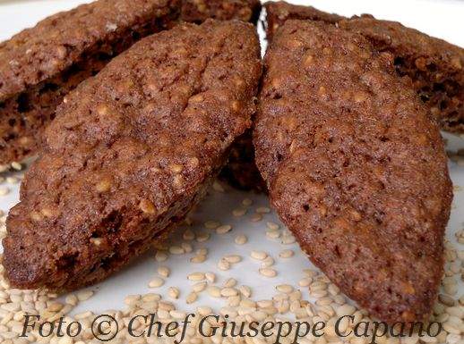 Pasticcini morbidi al cioccolato e sesamo 518