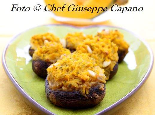 Funghi ripieni di zucca al rosmarino