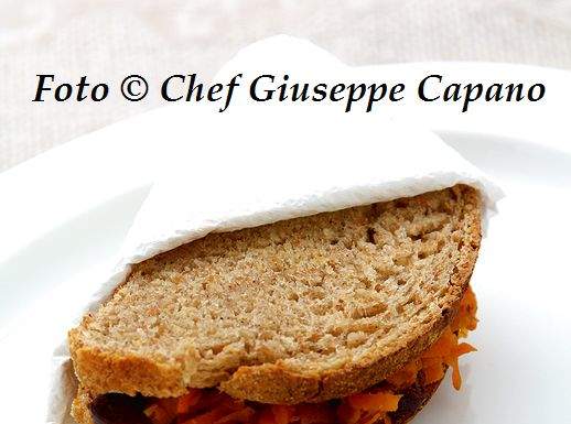 Mini panino farcito alle carote 518