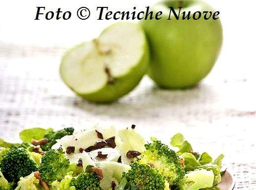 Broccoletti in insalata Insalata di mele verdi con broccoletti 518