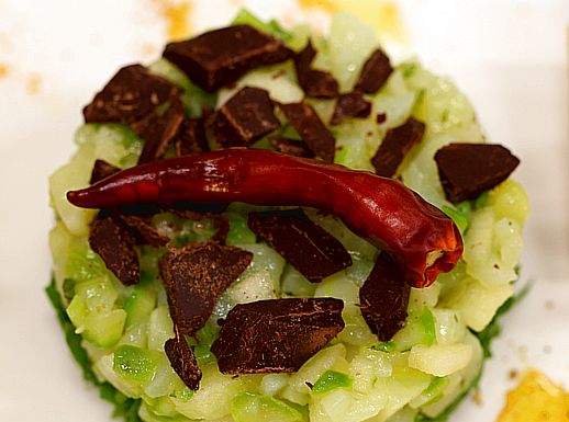 Tartare di asparagi, patate e mela 518 A