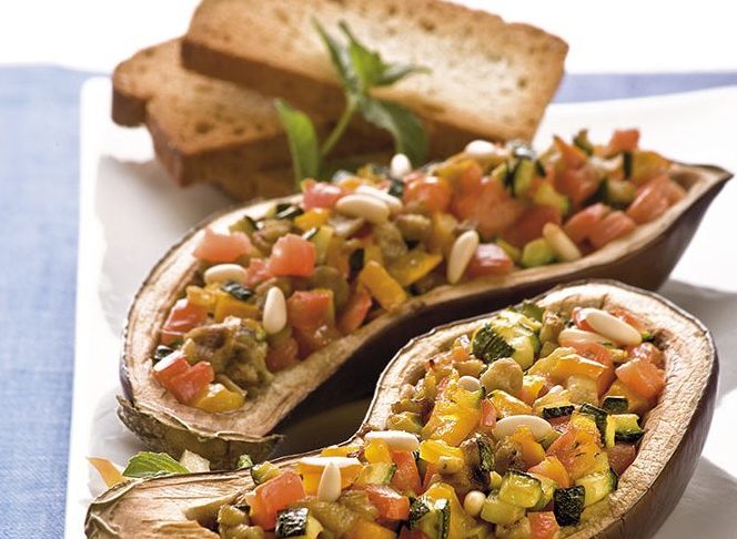 Melanzane farcite con pinoli e menta