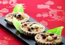 Sfogliatine di noci con farcia di ceci e cavolfiore