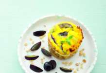 Sformatini di uva nera e ricotta alla maggiorana