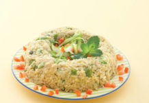 Ciambella di riso integrale e asparagi alla menta