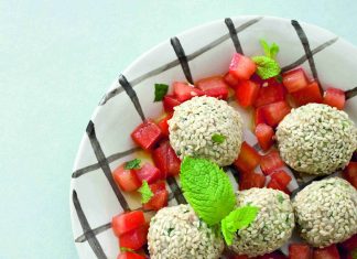 Bocconcini al sesamo con pomodori alla menta