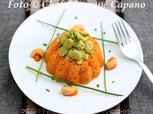 Couscous rosso in forma con fave 518