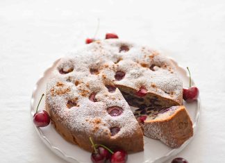 Torta alle ciliegie senza glutine Torta alle ciliegie senza glutine