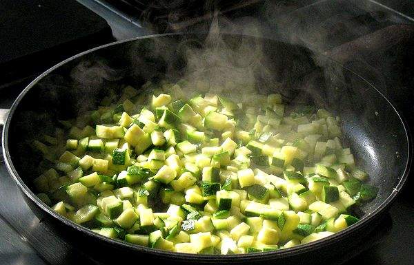 Cosa sapere e come gestire in cucina la listeria